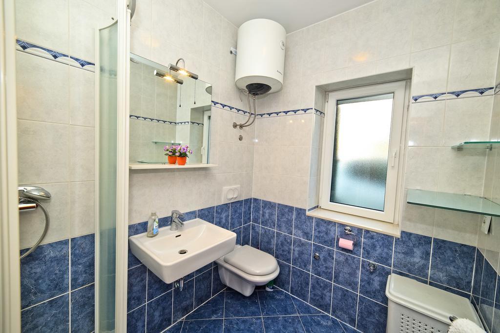 Apartments Bozikovic Podstrana Pokoj fotografie