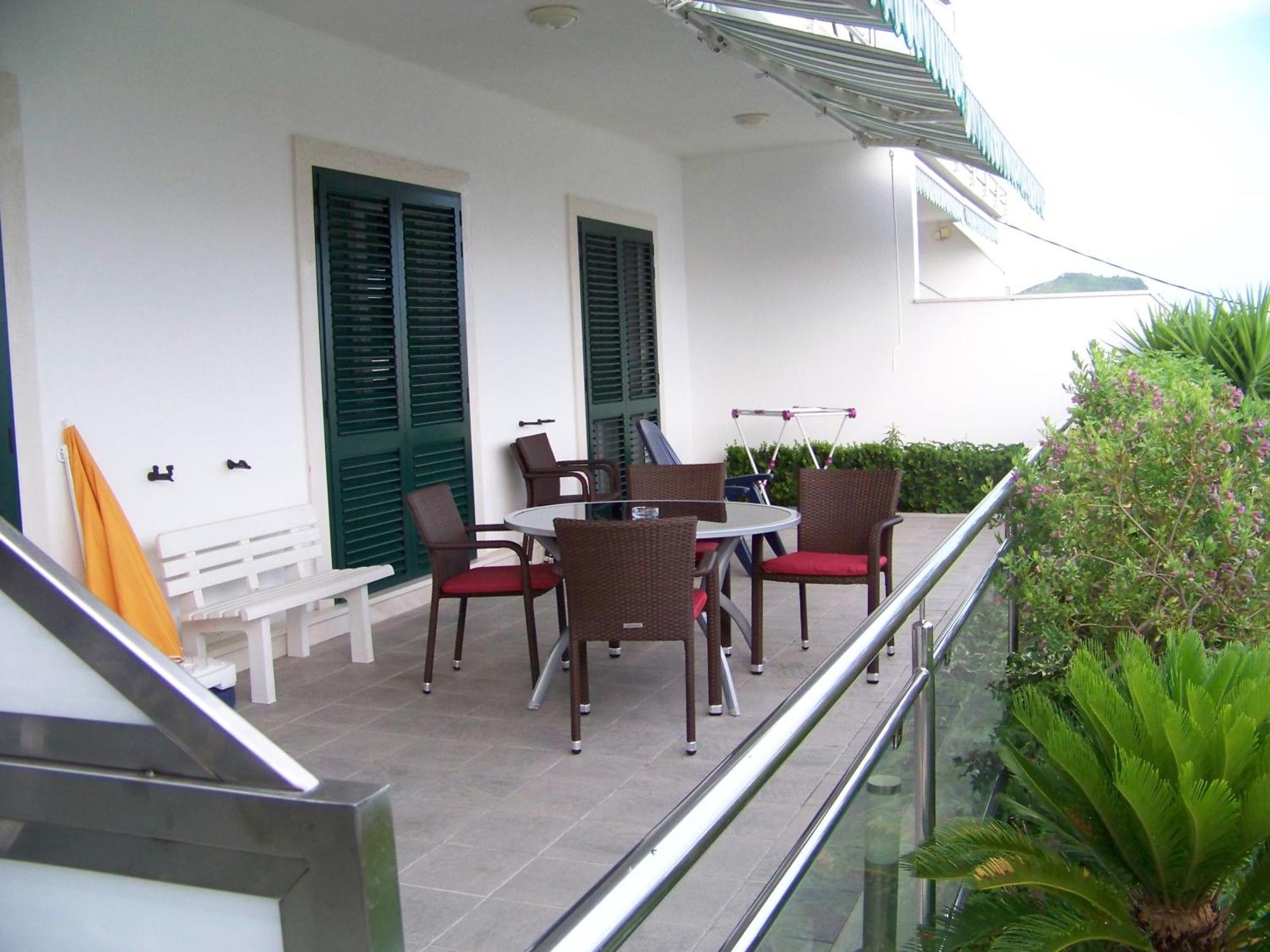 Apartments Bozikovic Podstrana Pokoj fotografie